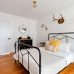 The World\'S Fair Home
